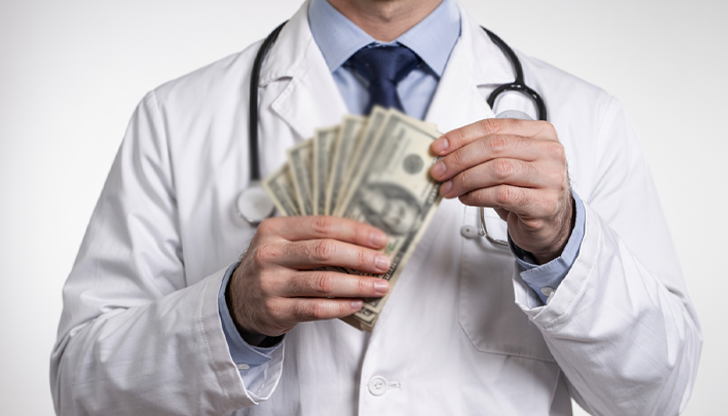 В новата частна болница му казали работиш на процент от