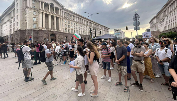 Исканията на медиците остават непроменени - минимална заплата от 150%