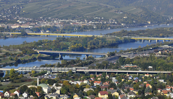 Злополуките са станали в края на юни, като едната е