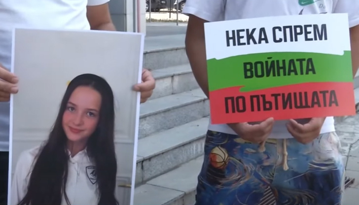 10-15 души не могат да работят за цяла БългарияАдвокат Нацко