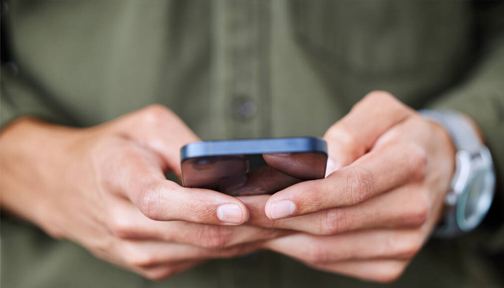 Потребителите са изпратили над 425 милиона есемесиИ трите мобилни оператора