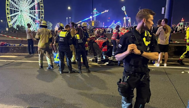 Фойерверк гръмнал прекалено ниско над тълпатаНай-малко 19 души бяха ранени