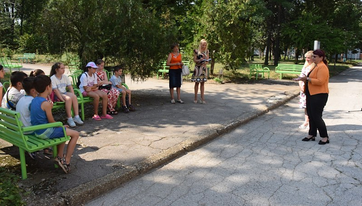 В академията се включват десетки деца от Русе и региона