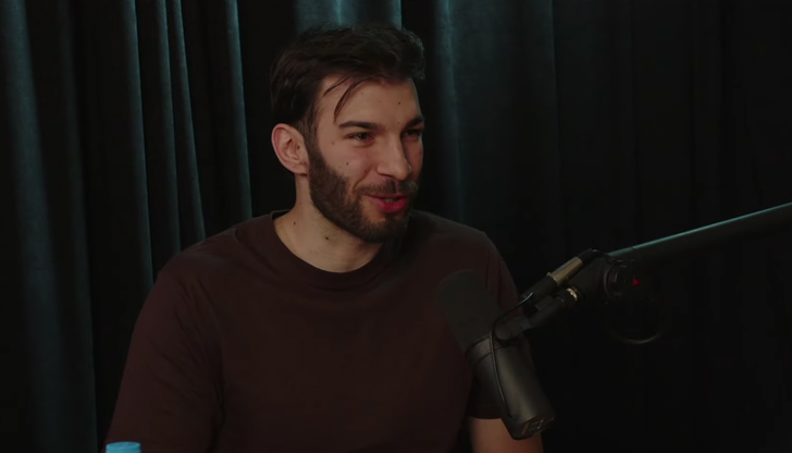 Получавам заплахи за живота си, но това е част от