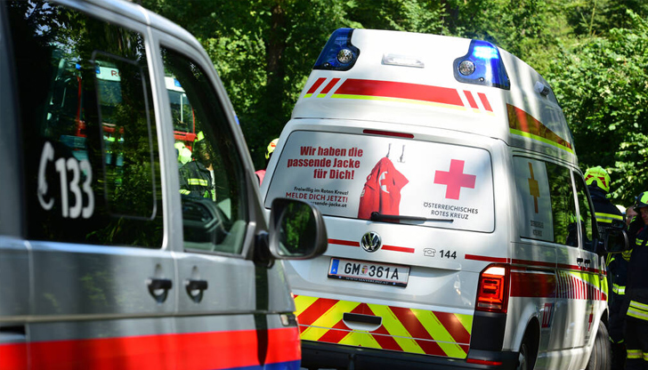 36-годишният мъж е с тежки наранявания след инцидента в ТиролБългарски