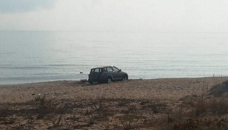 Санкциите са по 1000 лева за всеки, единият автомобил е