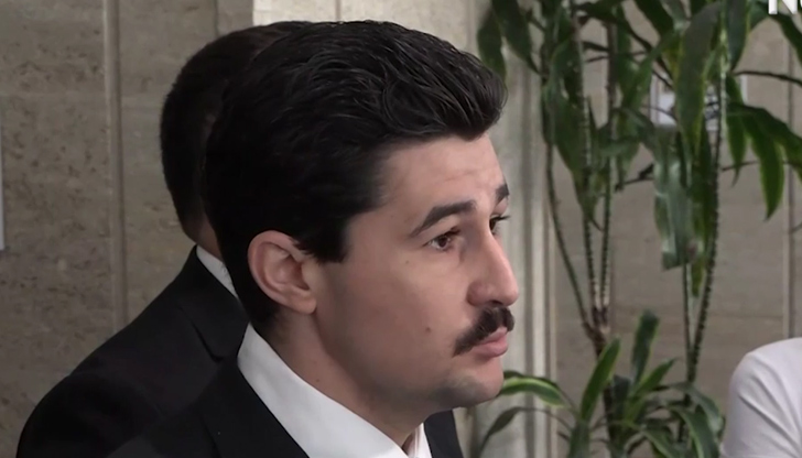 Депутатите от партията алармираха, че само за четири месеца са