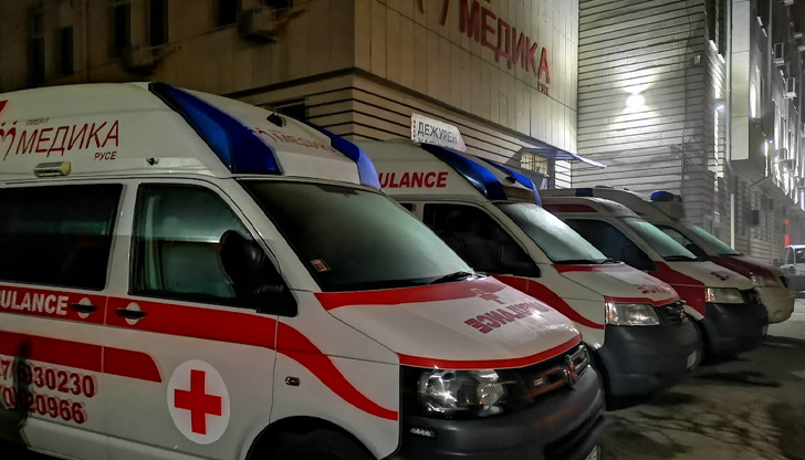 Шест двора са засегнати от огъня, а жената почина в