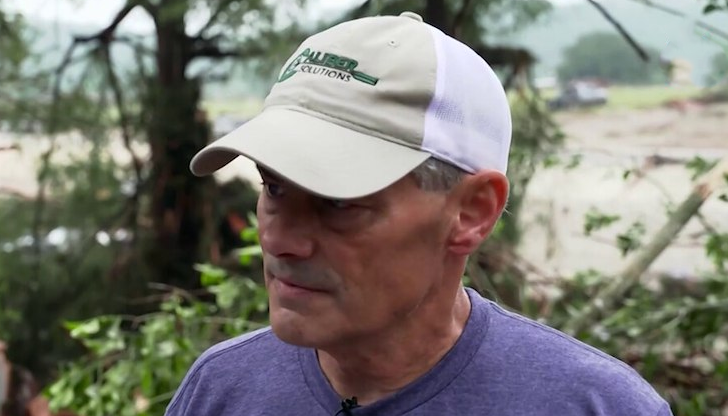 Жертвите от наводненията в Тексас достигнаха 67, сред тях 21