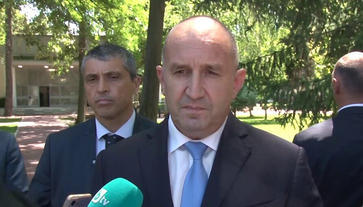 Президентът е на посещение в завод АрсеналПрезидентът Румен Радев направи