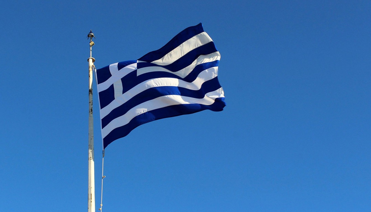 26-годишният мъж свалил флага от стълб пред обществена сграда и