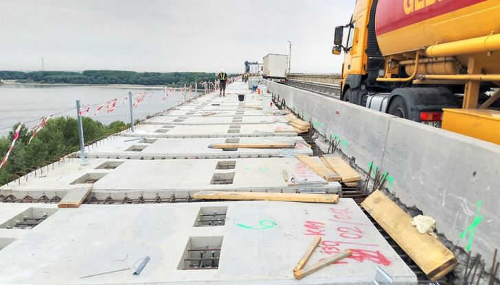 АПИ отчита значителен напредък в 240-метрова отсечка от съоръжениетоЗа изминалата