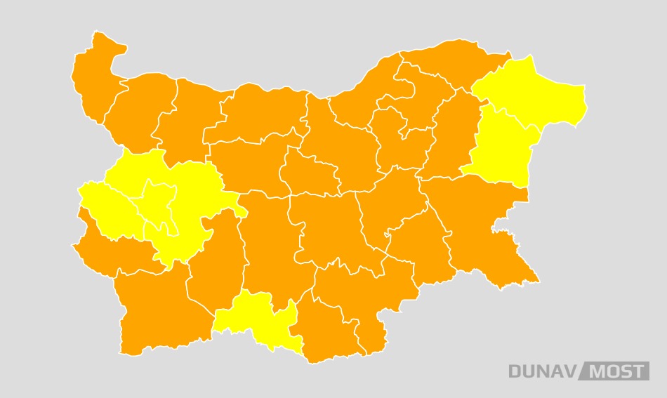 Оранжев код в почти цяла България, очакват се бури и