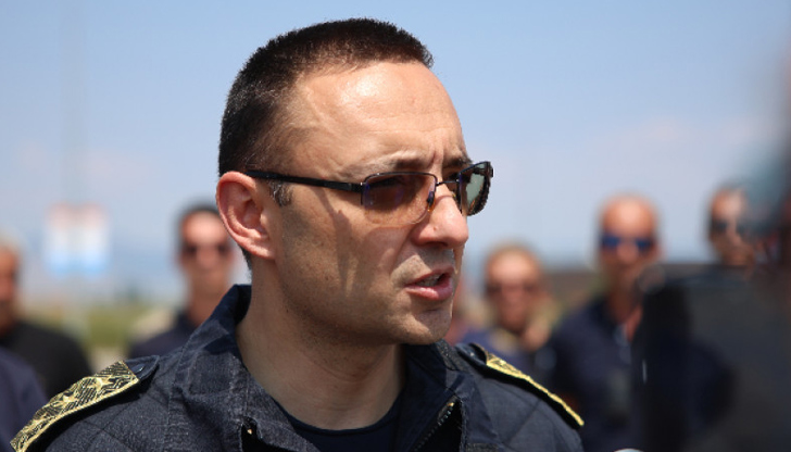 Александър Джартов обяви на летище Пловдив, че огънят в Пирин