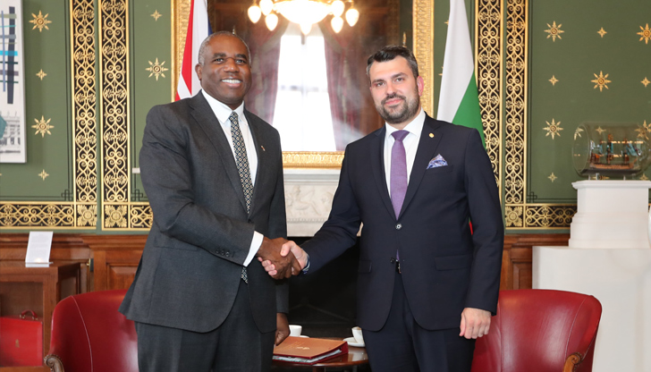 Българският външен министър се срещна с британския си колега Дейвид