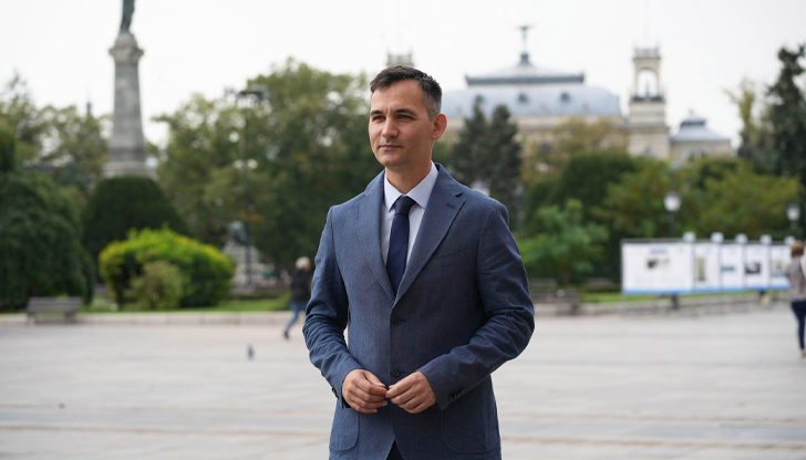 Народният представител от Русе посочи конкретни примери за схеми с