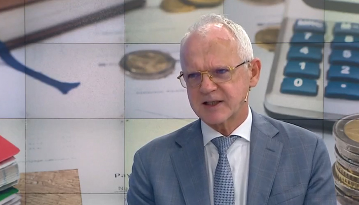 България се движи към гръцкия сценарий с новия дълг от