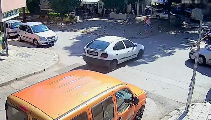 87-годишна жена е в болница с множество счупвания след инцидент