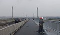 Поставиха всички реставрирани стълбове на Дунав мост