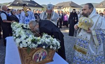 Русенският митрополит Наум участва в братско съслужение в Румъния