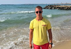 18 годишен младеж от Пазарджик спаси турист в бурното море край