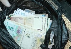 Възрастната жена получила обратно всичките си спестяванияВарненски полицаи върнаха 16