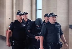 Обвиняемият е заплашен от наказание до 15 години лишаване от