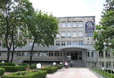 Заместник директорът на болницата в София с остър пост във Фейсбук