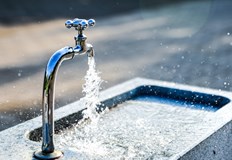 Твърдата вода с варовик предизвиква дискомфорт при гостите от вътрешността