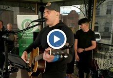 Мартин Рафърти превиши официалния рекорд въпреки счупен палец и загуба