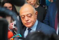 Партията предупреждава за заплаха срещу националната сигурност заради близостта до