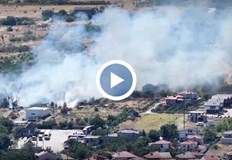 Огънят е тръгнал от изоставени ниви близо до парк Чинарите Голям