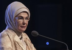 Емине Ердоган към Мелания Тръмп Покажете същото съчувствие и към