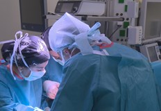 Сложната операция в болница Лозенец продължи близо 4 часаЛекари от