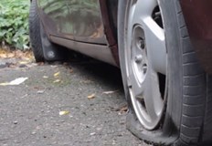 Собственикът на колата търпи щети от 800 лева заради системни