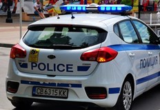 Жена забрави телефона си на пейка неизвестен отказва да го