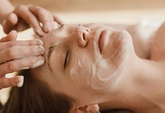 Как да постигнем здрава кожа – лесни стъпки срещу акне