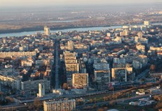 Собствениците им нито ги ползват нито успяват да ги отдават