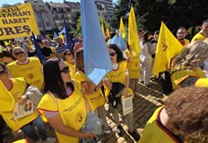 Масова чистка в румънската администрация – 40 000 души губят