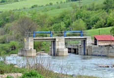 Хора лъжат ви докато ви крадат Вода има но тя