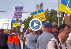 Поддръжници на Украйна излязоха по улиците с послание Аляска подкрепя