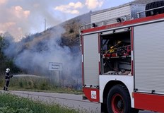 30 годишният Николай Бисеров се включи в борбата срещу пламъците редом