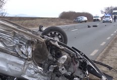 Двете момчета катастрофираха с откраднато Ауди в РазградскоДвама 12 годишни момчета