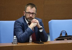 Йордан Вълчев декларира месечни доходи от над 9000 лева министърът