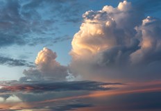 Температурите ще паднат до 26 31 градуса с умерен северозападен вятърПроменлива