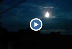 Експерти определиха яркия обект като особено ярък вид падаща звездаКамера
