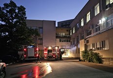 Евакуираха 11 пациенти заради пожараЕдинадесет пациенти от урологичното отделение на