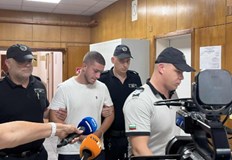 Районна прокуратура Бургас протестира домашния арест на Г Б който рани петима