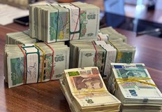 Младите теглят кредити възрастните спестяват в банки с нулеви лихви