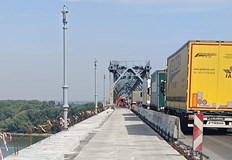АПИ съобщи за напредъка в 320 метровия затворен участък към БългарияМонтирани